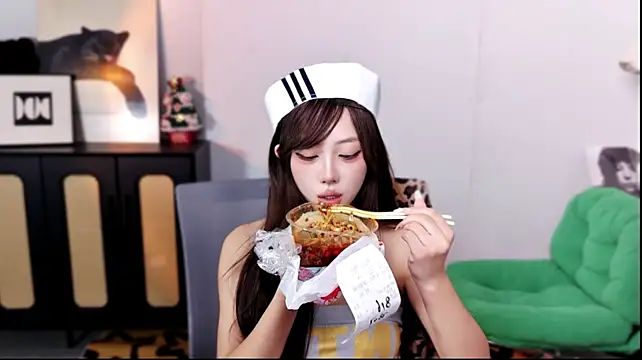 Chatroom XXX en direct de Dolly__Baby