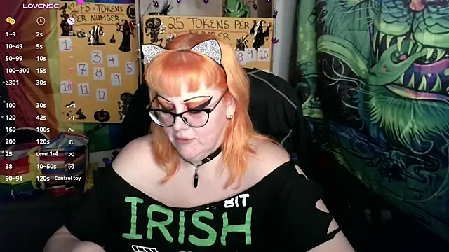 Chat XXX en directo de Kinky_Witch