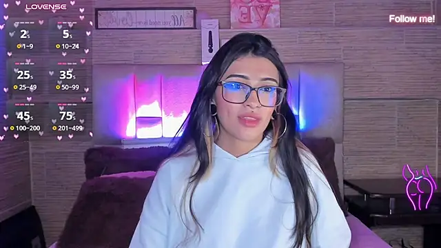 mia_devine_ – Live XXX-chat