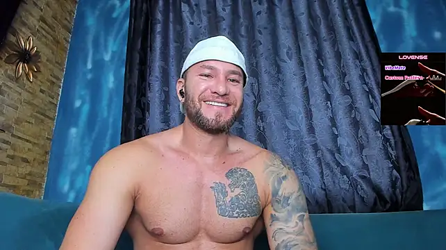 Chat +18 de delessandro_world ao vivo