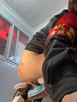 weiww1995 现场XXX聊天
