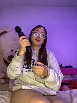 Caamii_ live XXX chat