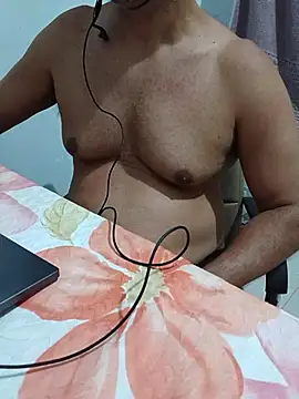 Chat +18 de morenodiscret35 ao vivo