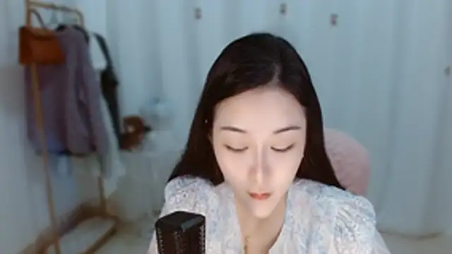 Amy-cnbaby's Live XXX Chat