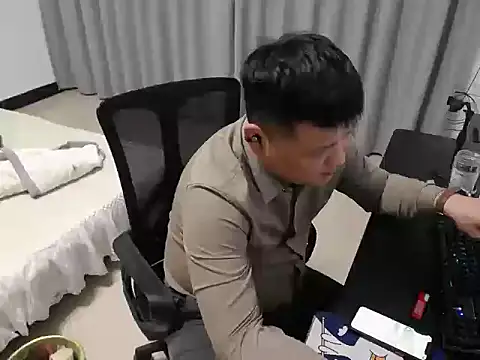 zhang1118 现场XXX聊天