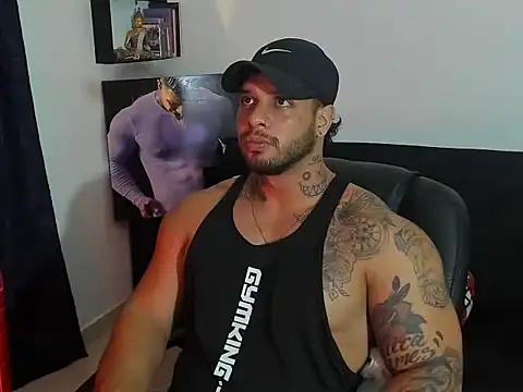 MarckMathews Live XXX-chat