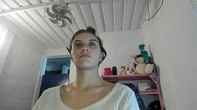 Chatroom XXX en direct de teresafuck
