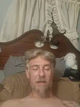 19JaSon83's Live XXX Chat