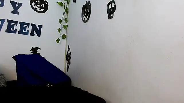 צ'אט XXX בשידור חי של MarillynMorgan