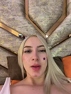Elaine_montgomery_ Live XXX-Chat