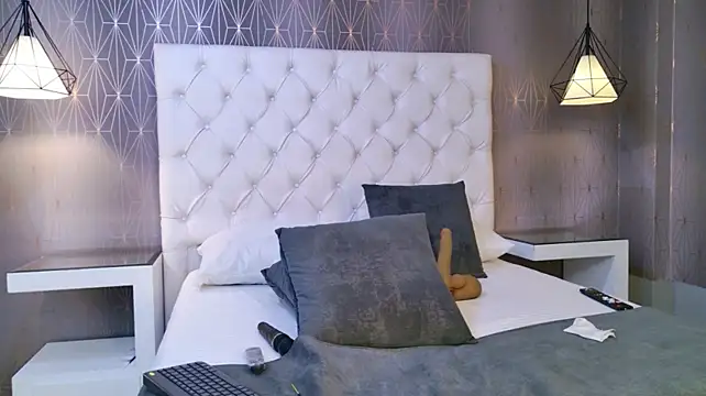 Chatroom XXX en direct de VickyWalles