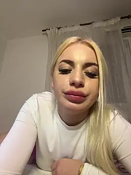Roxana_diia élő XXX-chatje
