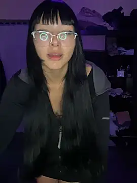 Catzinhawn 现场XXX聊天
