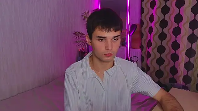 nixyasebe Chat XXX in diretta