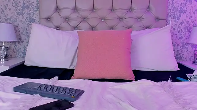 Chat XXX en directo de VelvetEros