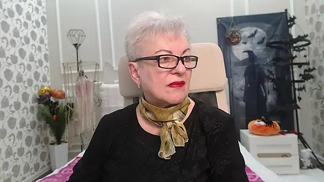 Chat +18 de KayleSmoll ao vivo