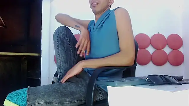 XXX chat uživo modela Drake_Jack