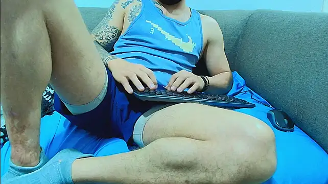 Chat +18 de thomas_gun ao vivo