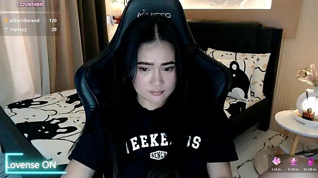 simplykhate Adlı Modelin Canlı XXX Sohbeti