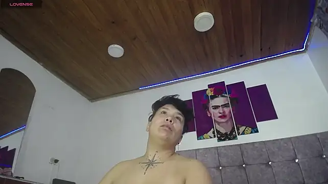 Chat +18 de nat_evans8 ao vivo