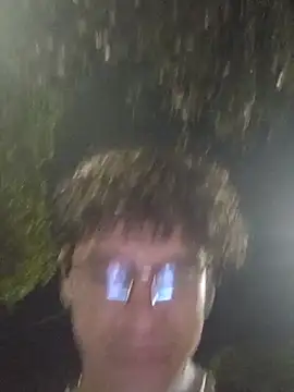 nilon05 Live XXX Chat