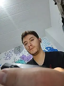 brandonstivm – Naživo XXX chat