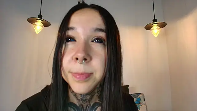 alien_eyes09's Live XXX Chat