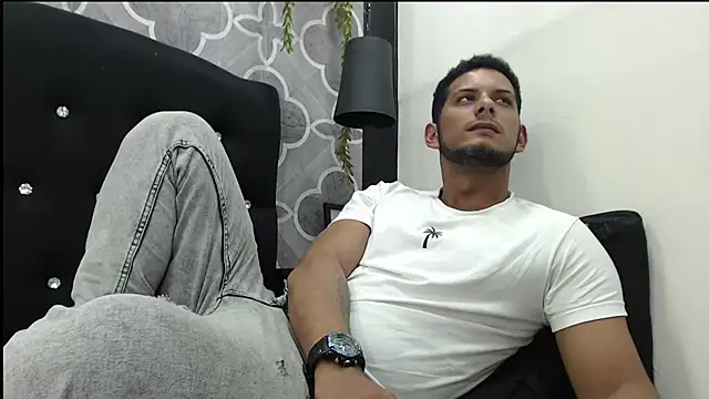 Онлайн чат XXX Chris_Dick23