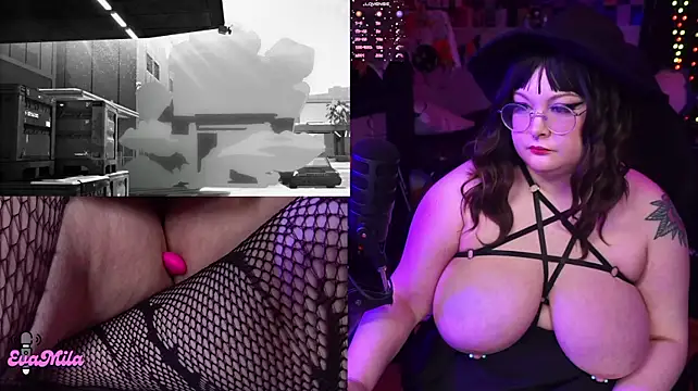 evamila's Live XXX Chat