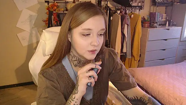 Taissa_Harmon Adlı Modelin Canlı XXX Sohbeti
