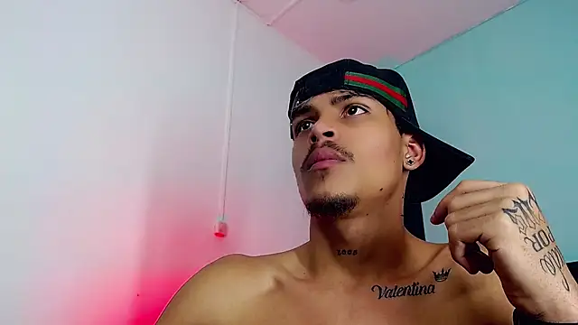 צ'אט XXX בשידור חי של Angel_foxc13