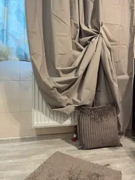 BootyfulVal's Live XXX Chat