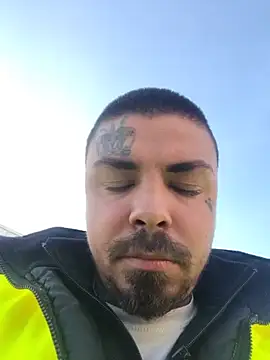 XXX chat uživo modela Berti3128