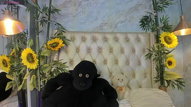 LittleeJaz's Live XXX Chat
