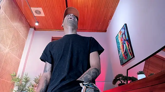 DrakeNeumannn Live XXX chat