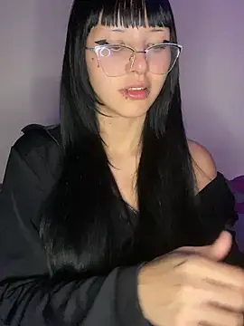 Catzinhawn's Live XXX Chat