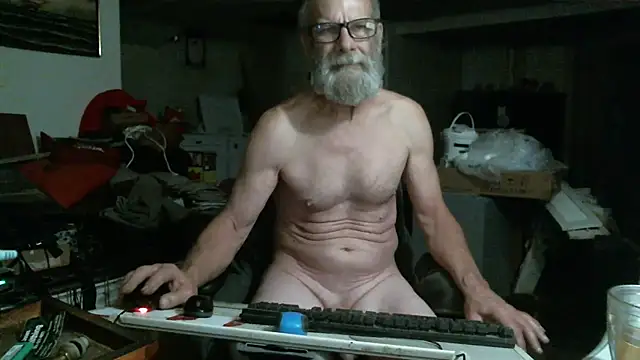 Czat XXX na żywo – farmboy4yu