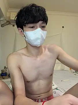 llkiki live XXX chat