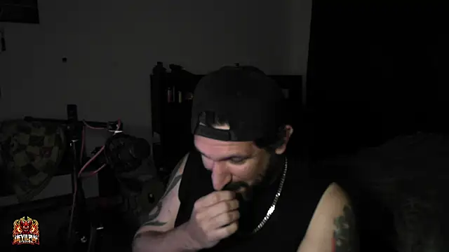 Czat XXX na żywo – DevilPup75_
