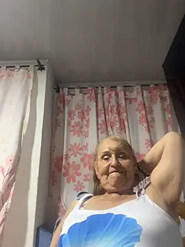 Chat +18 de DulceDiaz ao vivo