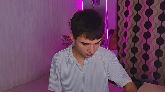 nixyasebe Chat XXX in diretta