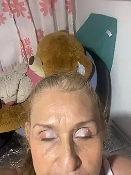 DulceDiaz's Live XXX Chat