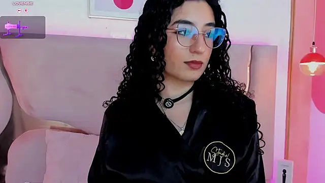 Czat XXX na żywo – Megan_Jonesss_