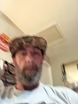 longerFellow's Live XXX Chat