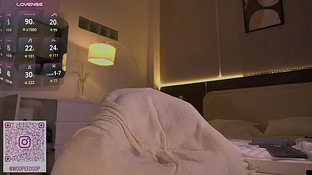 poorpornactor's Live XXX Chat