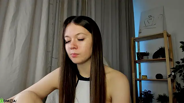 XXX chat uživo modela Nicole_Charm