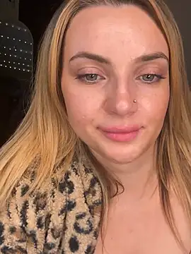 Gigisbooty – Naživo XXX chat