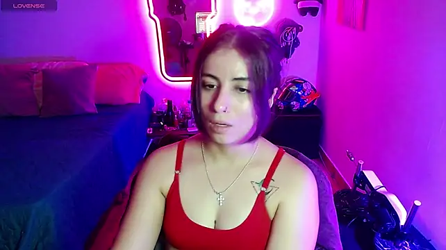 Chat XXX en directo de aleja_diamond