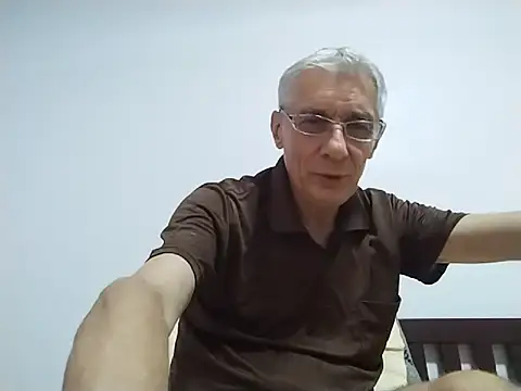 BIGUNCUTHARDCOCK webkamerás műsora