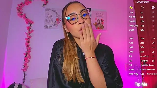 Živý XXX chat PollyGrey_1